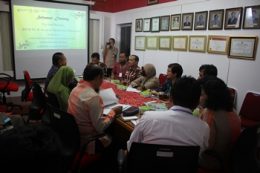 Studi Banding RSUD Dr. R. Sosodoro Djatikoesoemo Bojonegoro Ke RSST