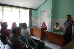 Pembekalan Tentang Pelayanan Pasien Tuberkulosis dengan Strategi DOTS dan Pengendalian Penyakit Infeksi Tuberkulosis (PPI TB) Terhadap Profesi Pemberi Asuhan (PPA) Pasien di RSST
