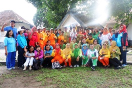 Senam Sehat Bersama Lansia dan Penyuluhan Kesehatan “Pentingnya Kesehatan Jiwa pada Lansia” bersama RSST