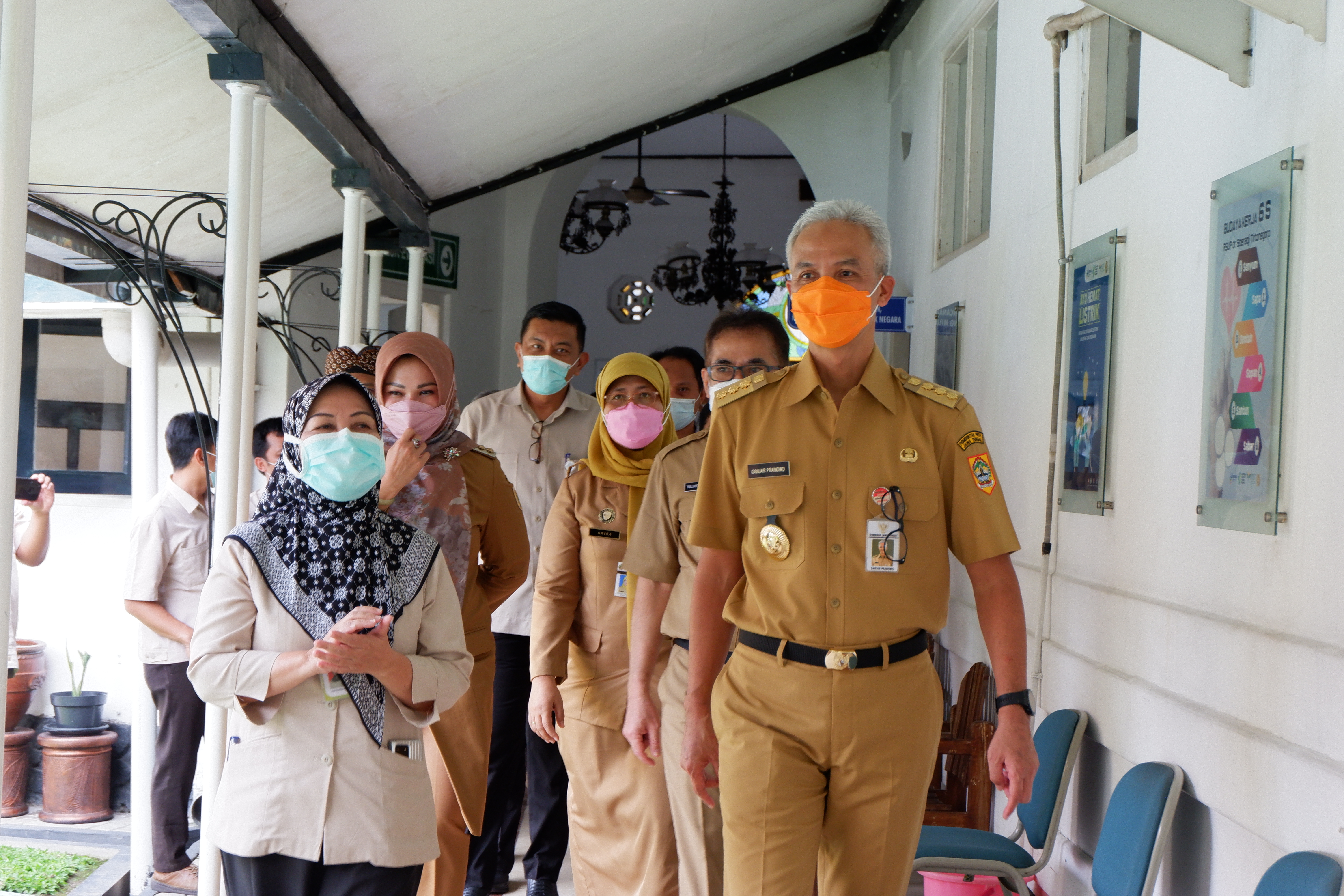 Gubernur Jateng Tinjau Pelaksanaan Vaksinasi Tenaga Pendidik Kabupaten Klaten di RSST